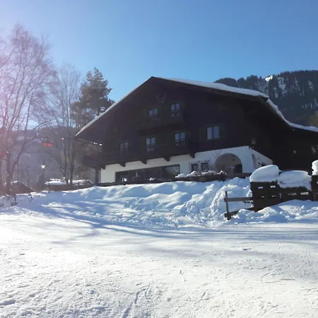 Karlberger 3* キッツビュール